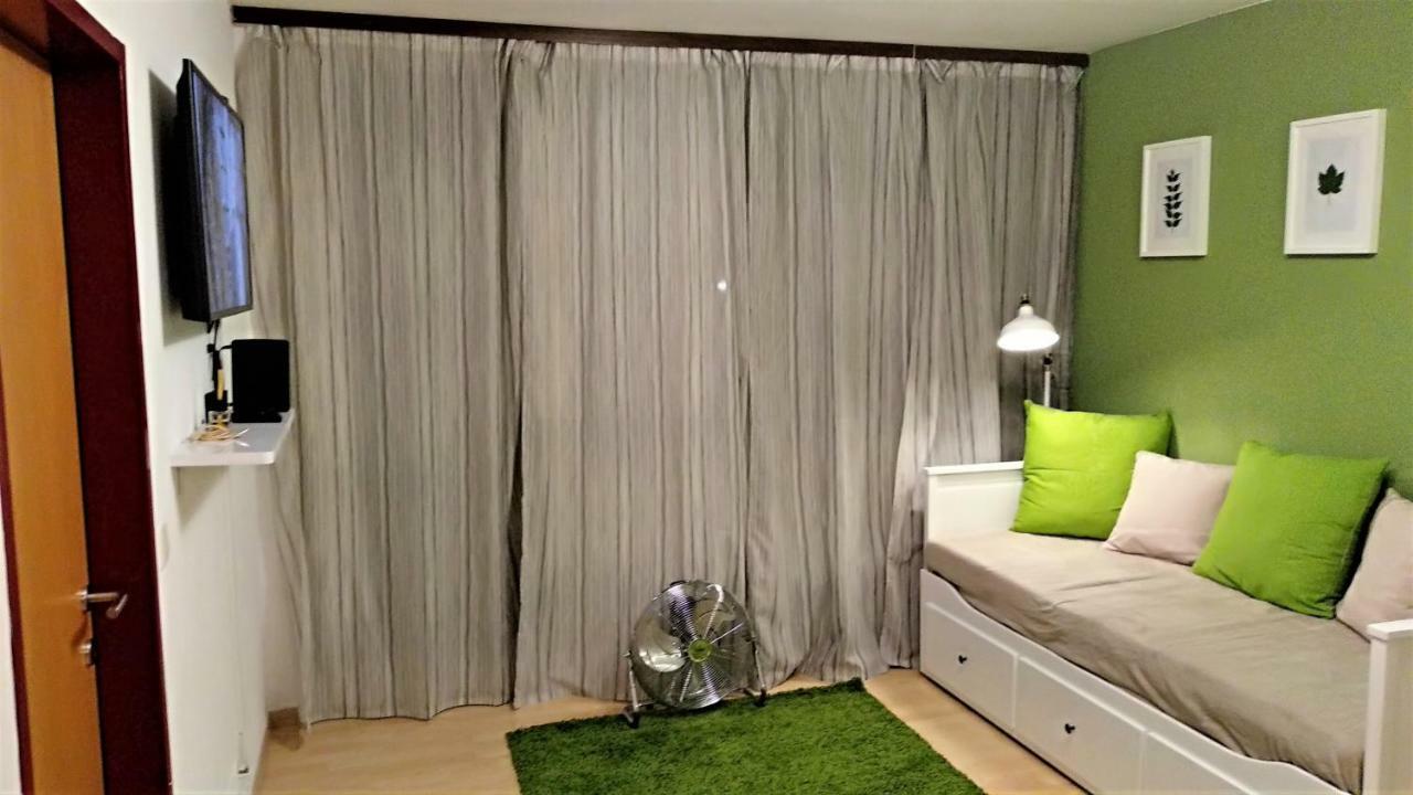 Green Wall Apartment 卡普伦 外观 照片